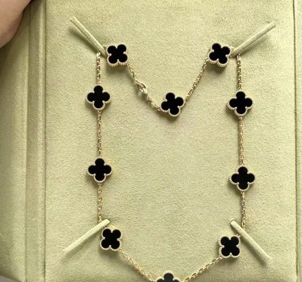 Black & gold chain necklace 10 flower