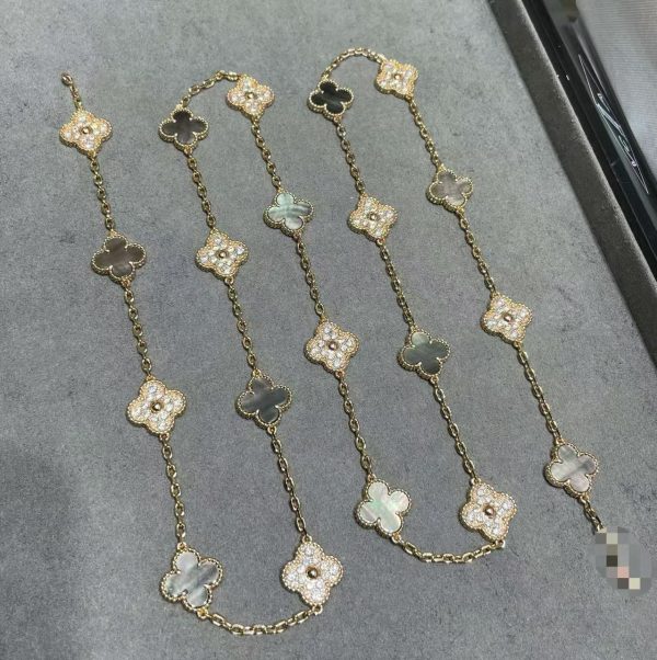 Necklace 20 flower (variable options for color available)