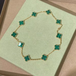 Necklace 10 flower green