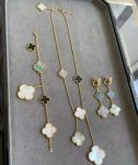 Gray flower  (bracelet/necklace/earing)