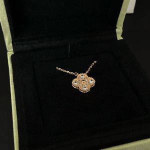 1 flower necklace stone