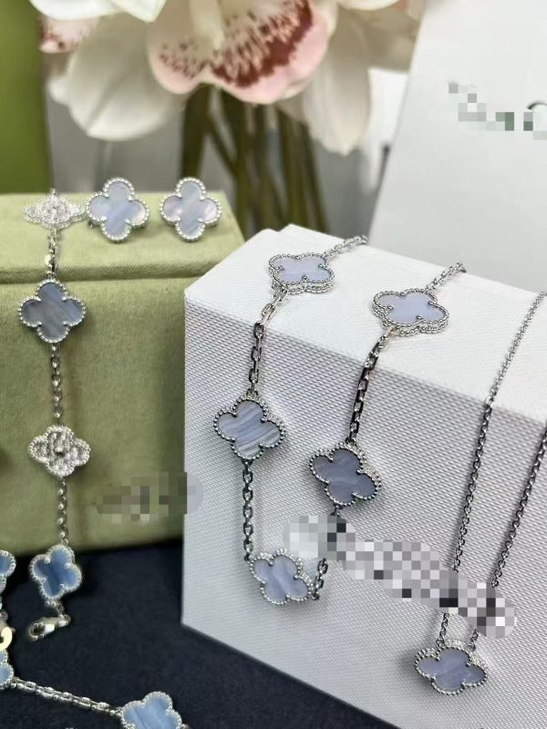 Purple flower  (bracelet/necklace/earing)