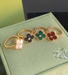 Ring with diamond
